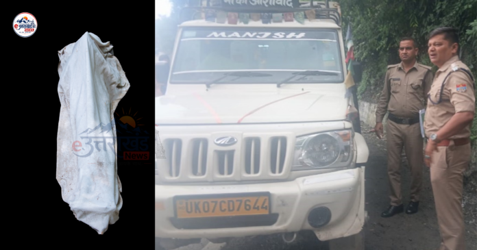 मसूरी सड़क किनारे वाहन में युवक का शव
